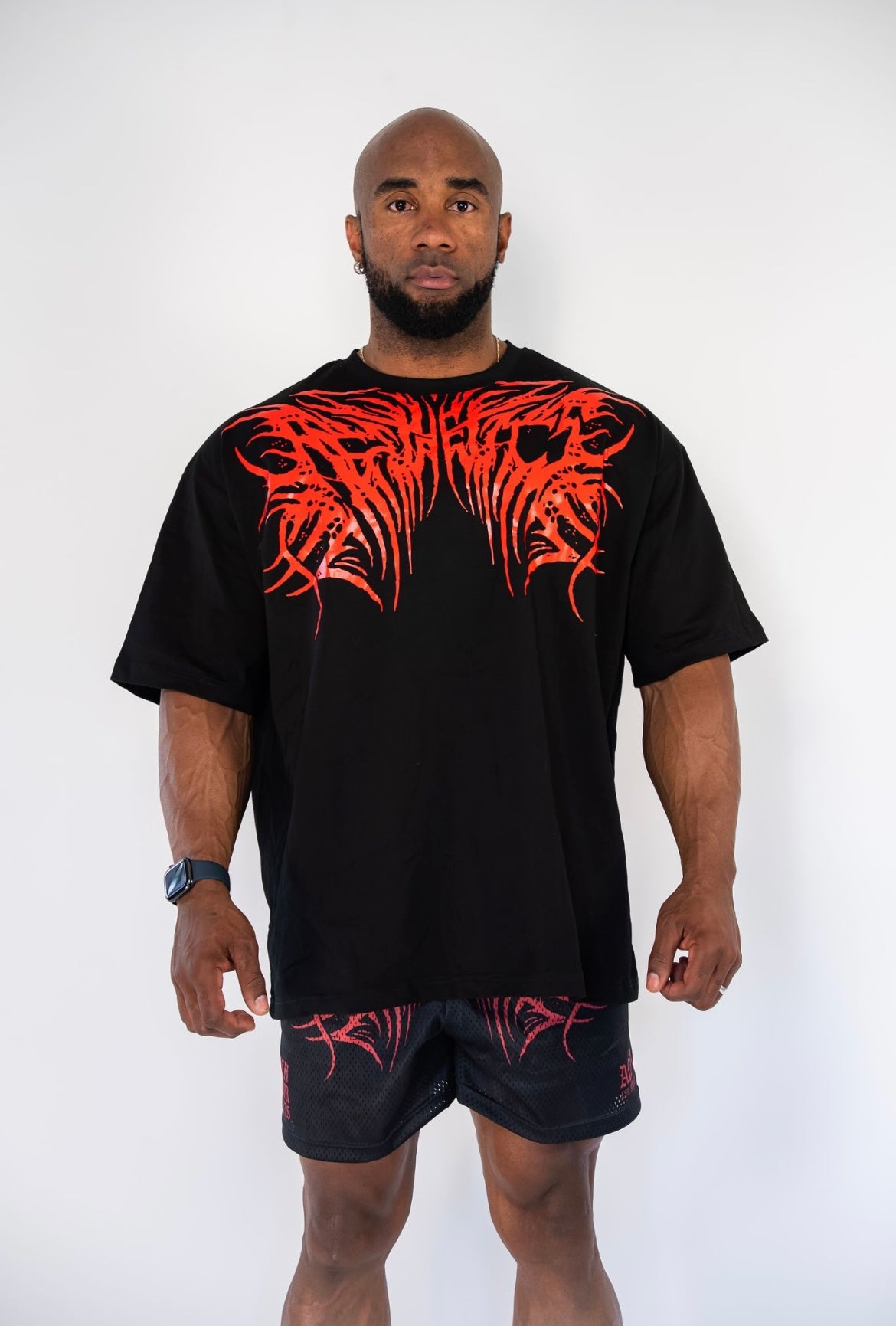 ONYX OVERSIZED TEE - BLACK