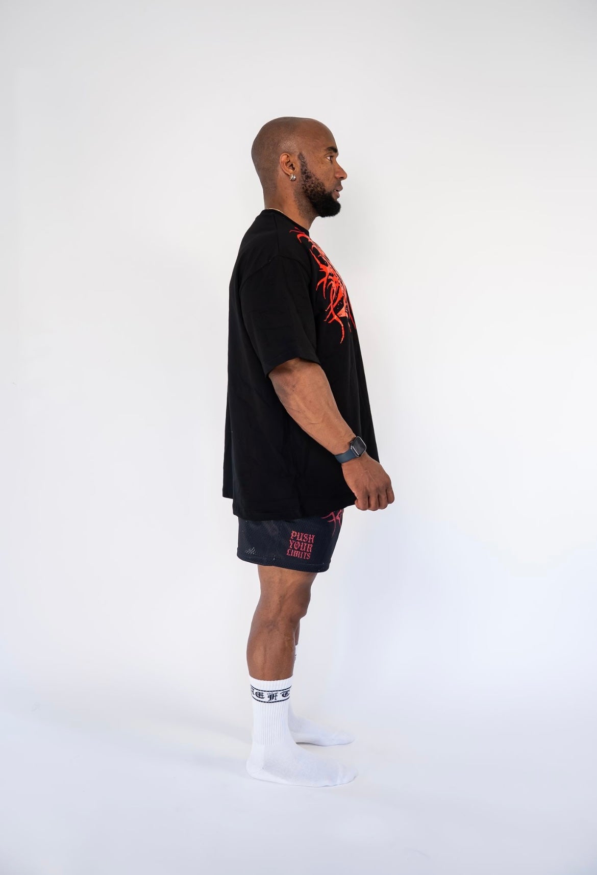 ONYX OVERSIZED TEE - BLACK