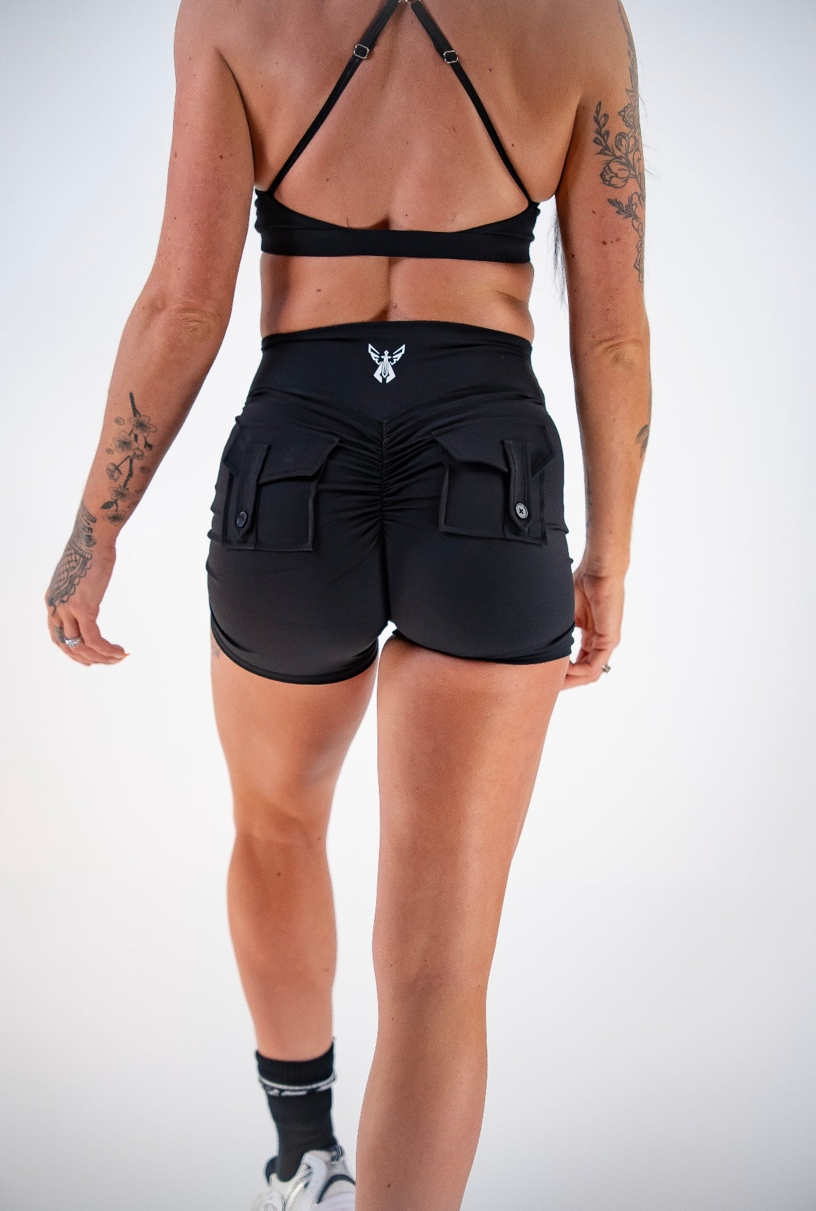 AURORA SHORTS - BLACK