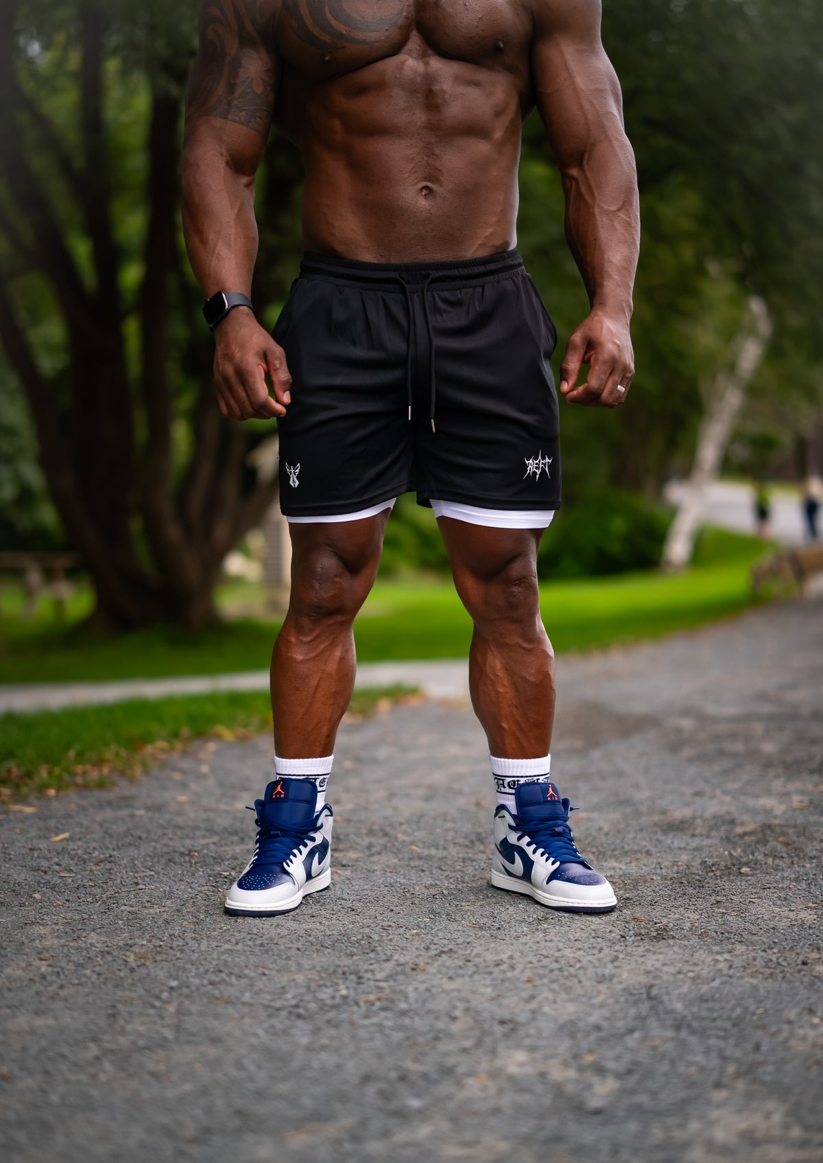 ATHLETIC COMPRESSION SHORTS - BLACK