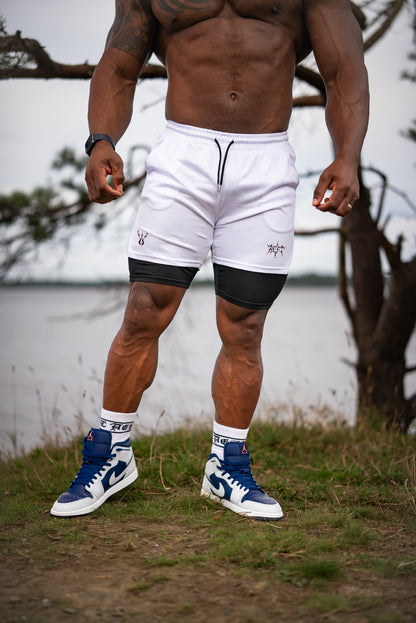 ATHLETIC COMPRESSION SHORTS - WHITE