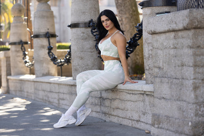 SAFARI SEAMLESS LEGGINGS - MINT/IVORY