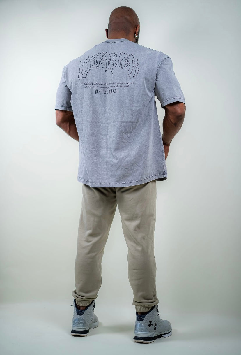 CONQUER OVERSIZED TEE - SMOKE GREY