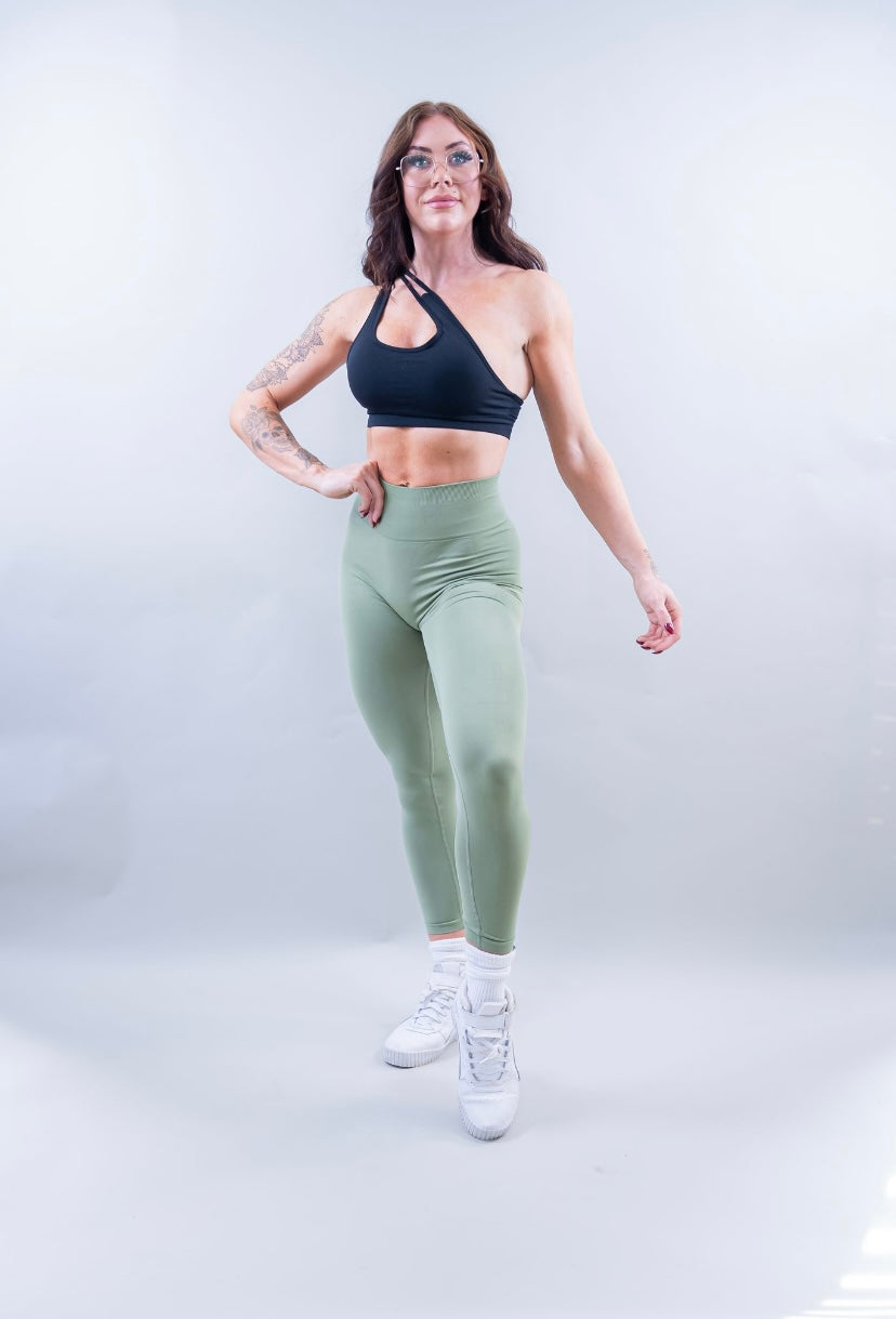 EXPAND SEAMLESS LEGGINGS - LIGHT OLIVE