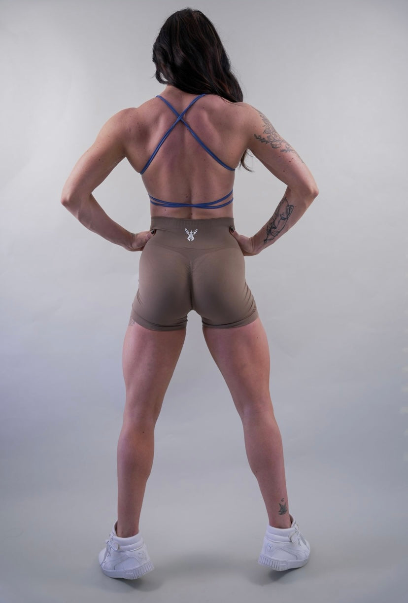 DELUXE SEAMLESS SHORT - TOASTED ALMOND