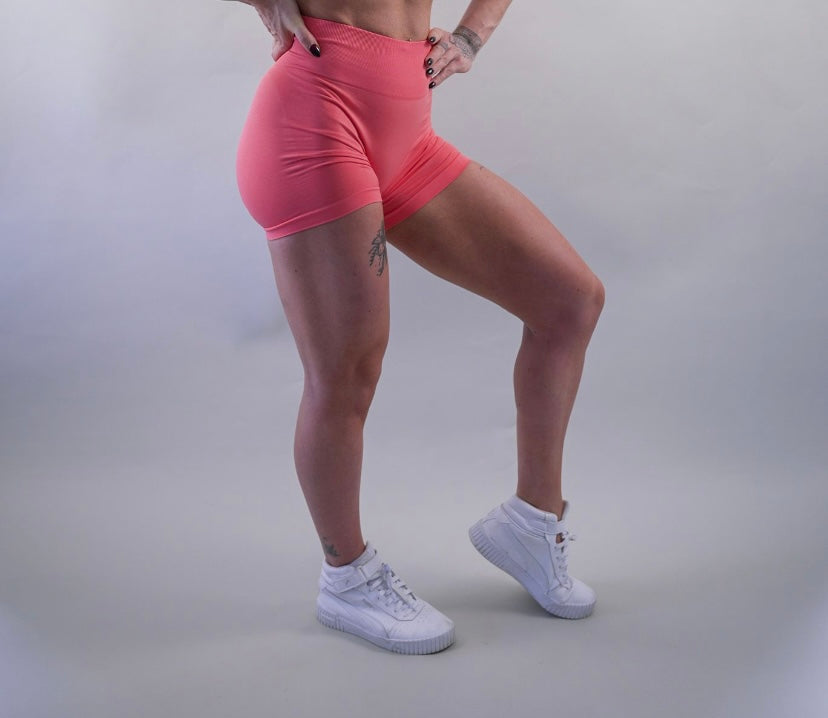 DELUXE SEAMLESS SHORT - SALMON PINK