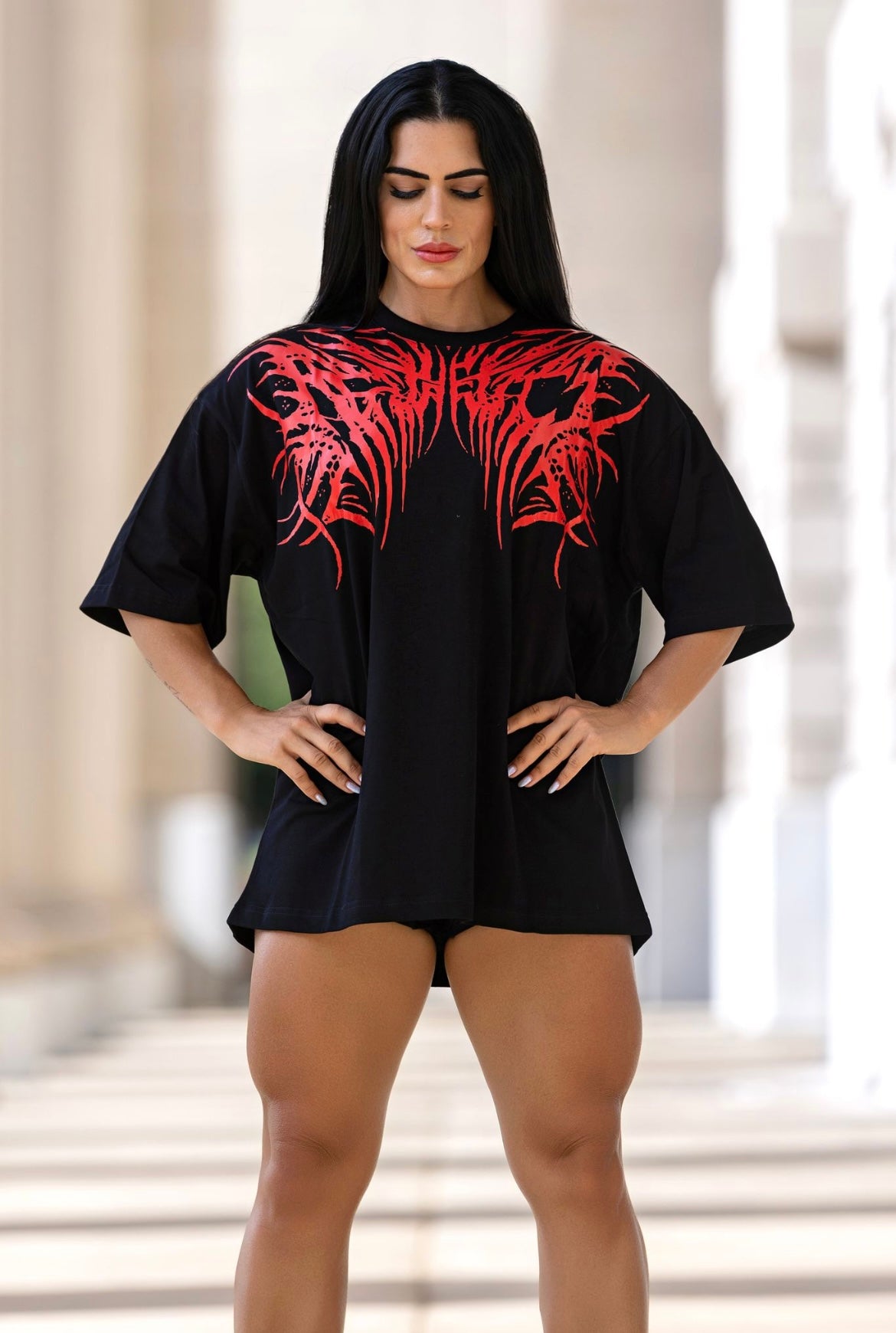 ONYX OVERSIZED TEE - BLACK