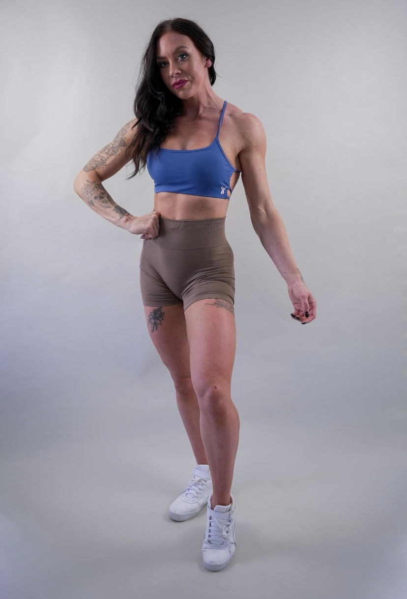 DELUXE SEAMLESS SHORT - TOASTED ALMOND