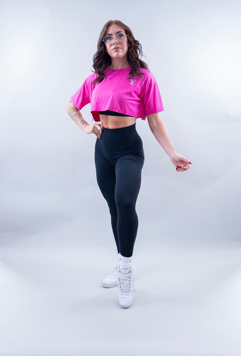 ELEVATE CROP TEE - FUCHSIA