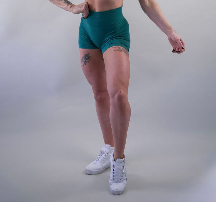 DELUXE SEAMLESS SHORT - MYRTLE