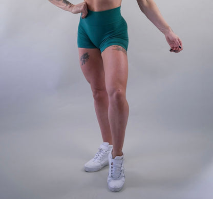 DELUXE SEAMLESS SHORT - MYRTLE