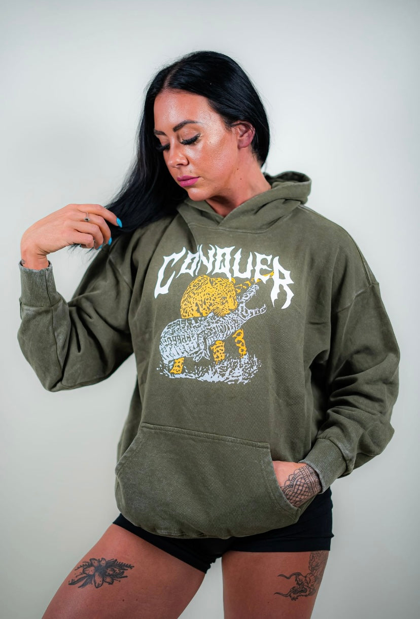 CONQUER HOODIE - OLIVE