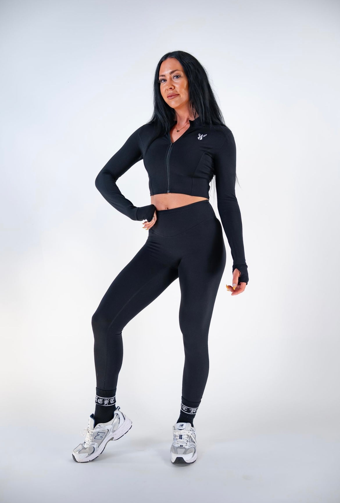 AURORA CROP JACKET - BLACK