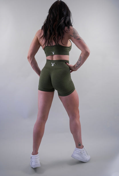 DELUXE SEAMLESS SHORT - OLIVE