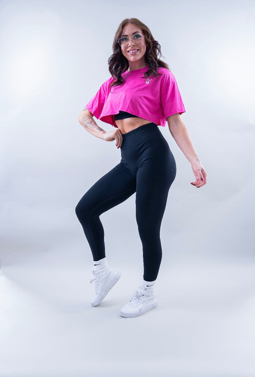 ELEVATE CROP TEE - FUCHSIA