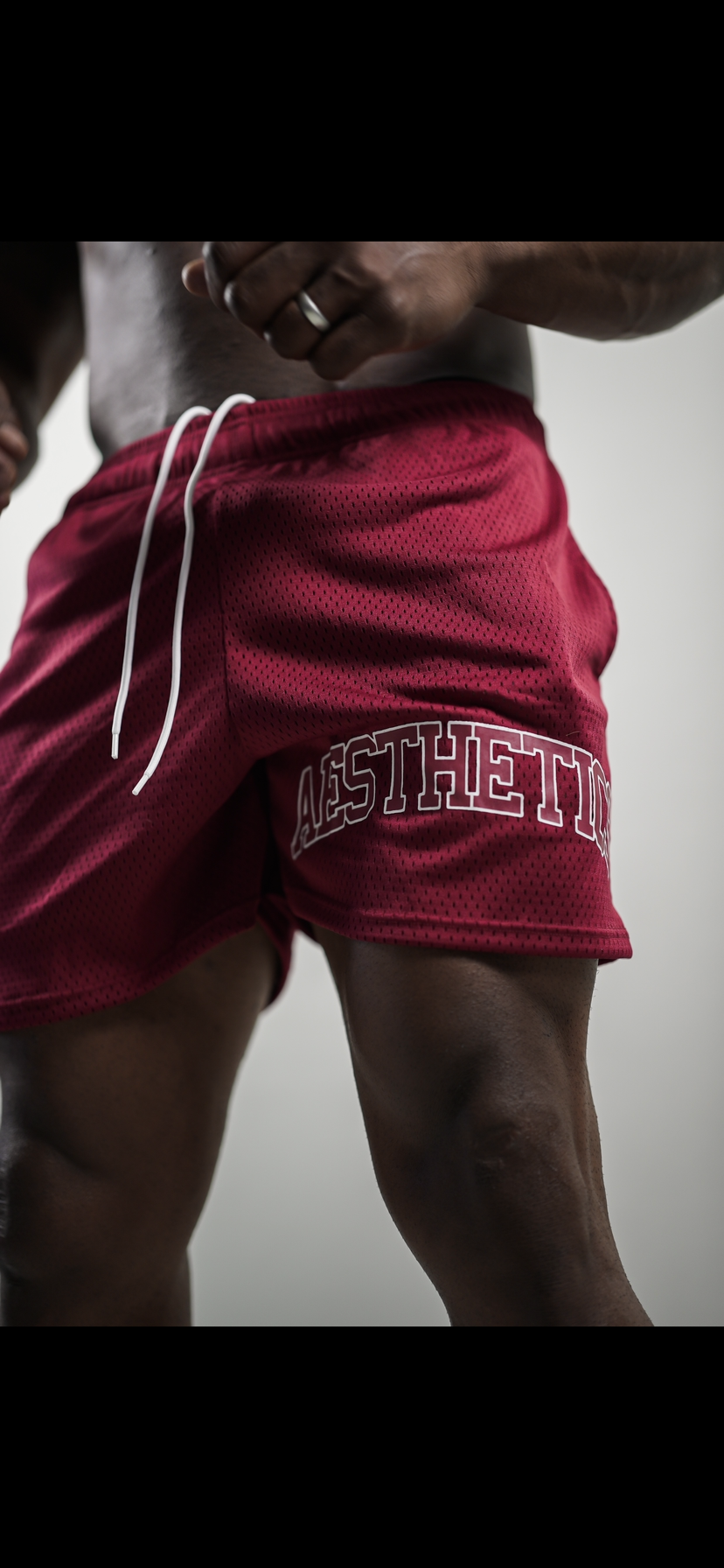 AESTHETICS MESH SHORTS - BURGUNDY
