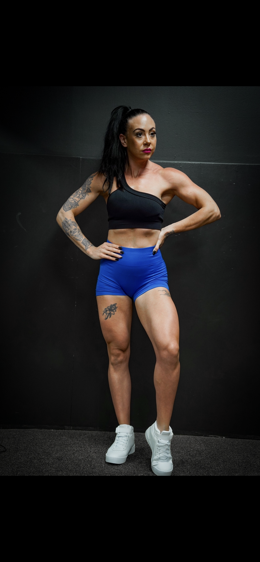 DELUXE SEAMLESS SHORT - COBALT BLUE
