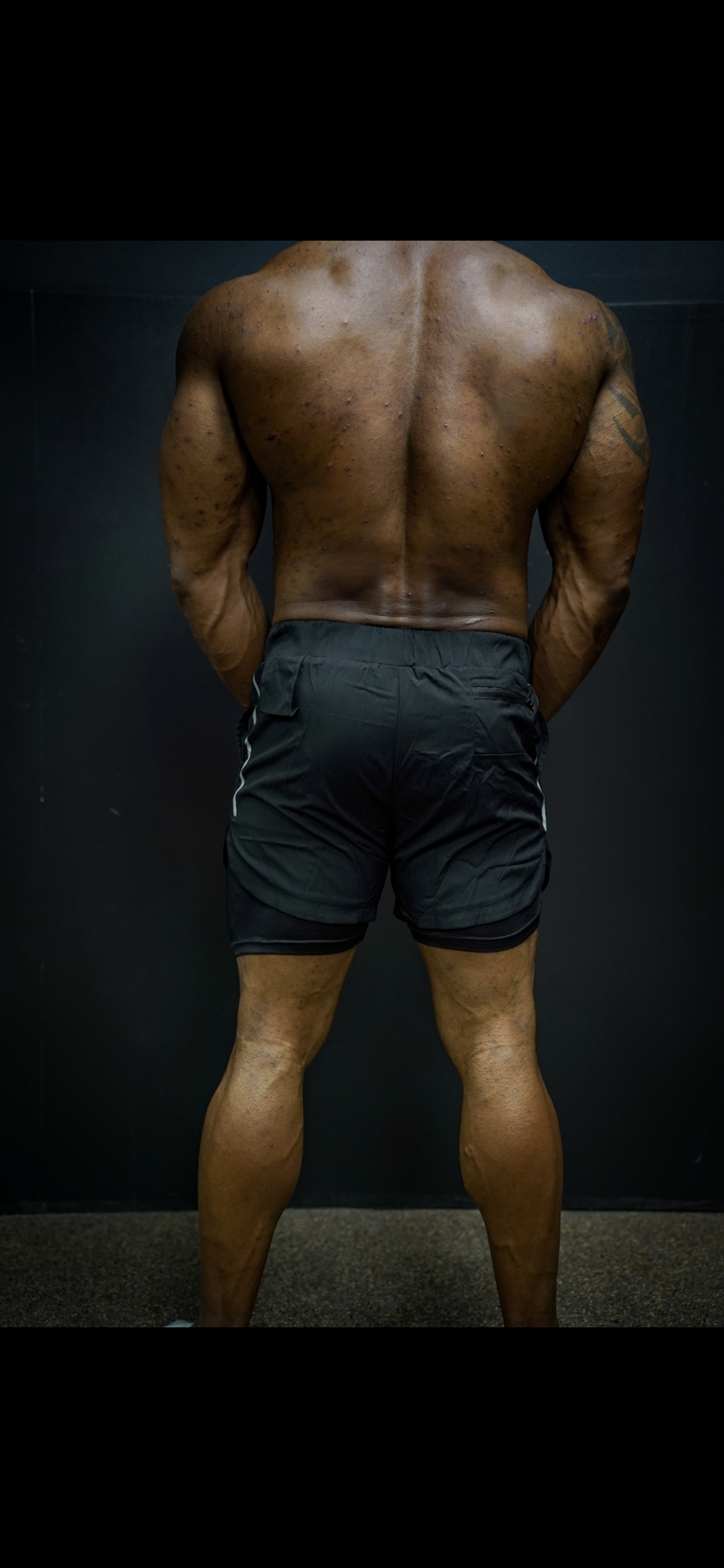 ATHLETIC COMPRESSION SHORTS - BLACK