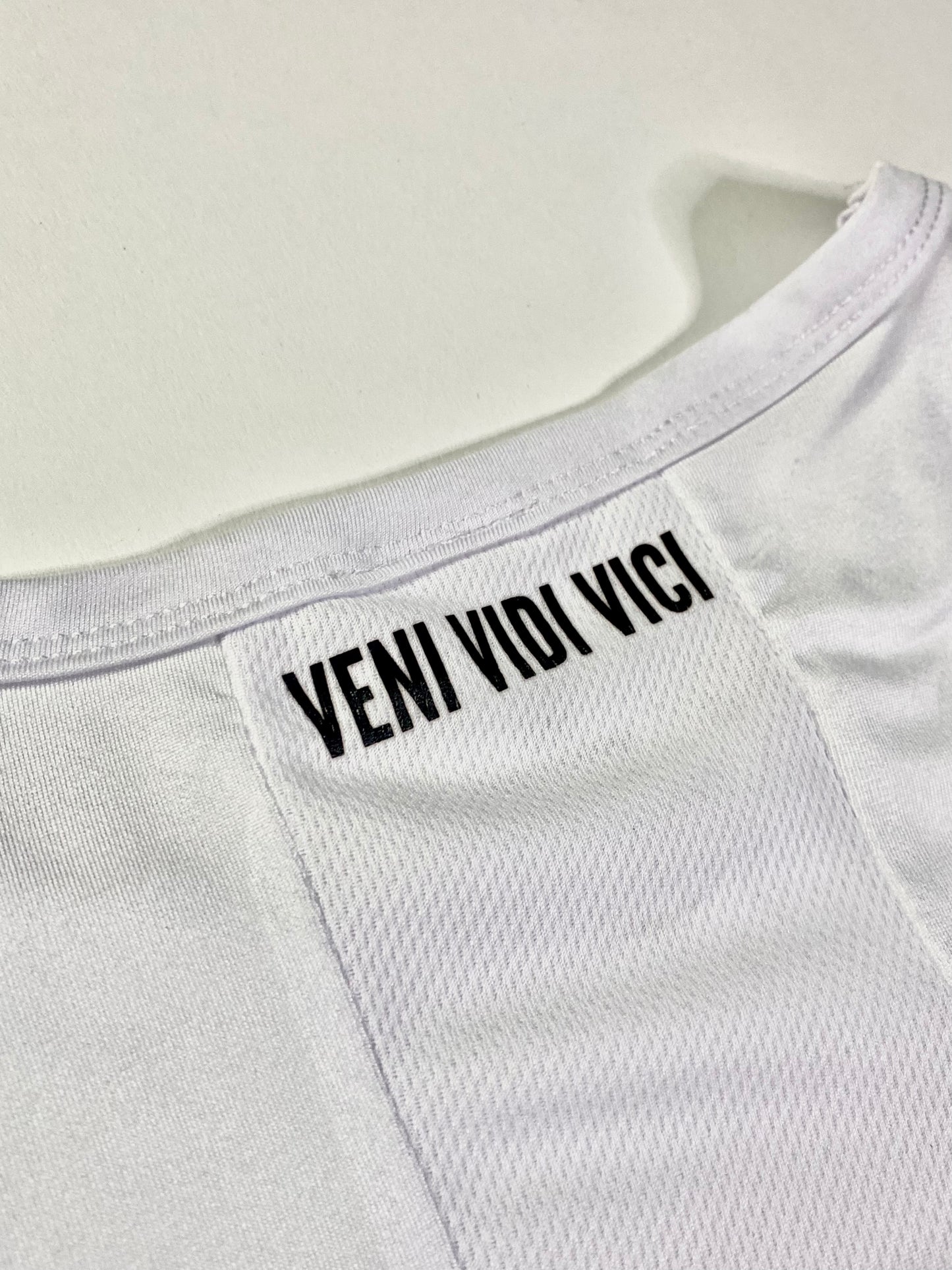 Veni Vidi Vici Cut Off - White