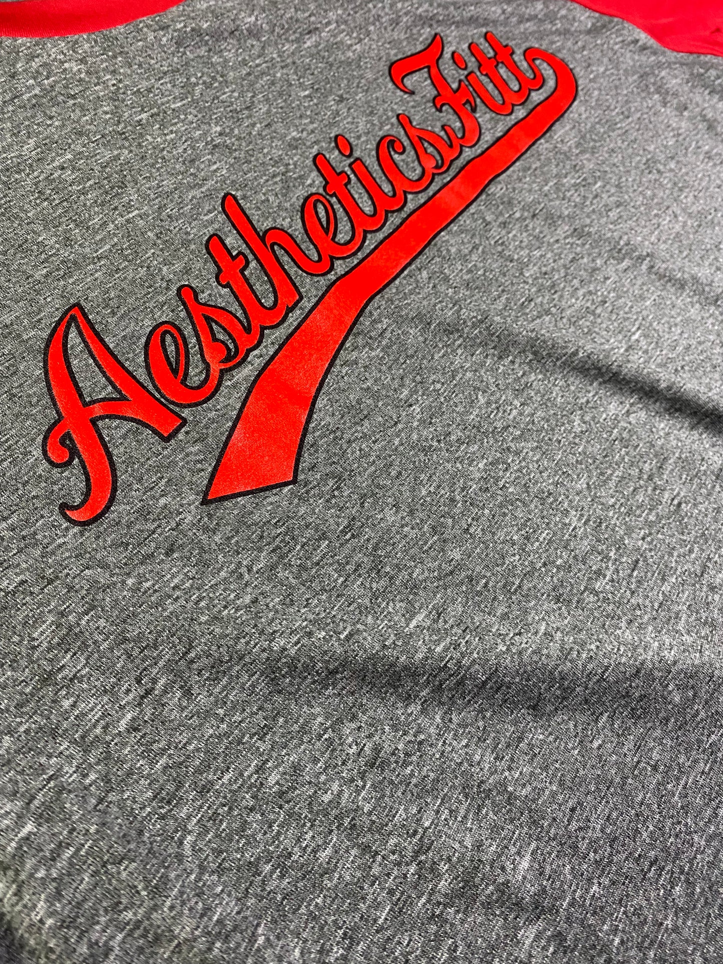 AestheticsFitt Raglan - Cajun Red / Grey